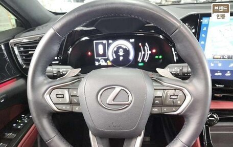 Lexus NX, 2023 год, 5 300 000 рублей, 11 фотография