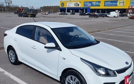 KIA Rio IV, 2020 год, 1 550 000 рублей, 2 фотография