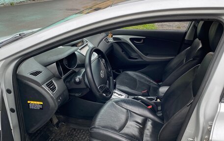 Hyundai Avante, 2010 год, 950 000 рублей, 15 фотография