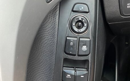 Hyundai Avante, 2010 год, 950 000 рублей, 10 фотография