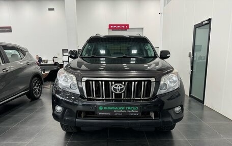 Toyota Land Cruiser Prado 150 рестайлинг 2, 2013 год, 2 800 000 рублей, 2 фотография