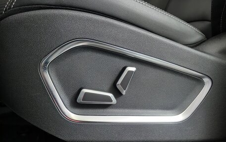 Geely Atlas, 2024 год, 2 275 000 рублей, 22 фотография
