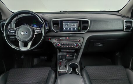 KIA Sportage IV рестайлинг, 2019 год, 1 999 000 рублей, 6 фотография
