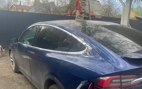 Tesla Model X I, 2016 год, 3 800 000 рублей, 2 фотография