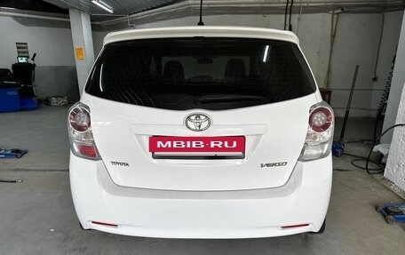 Toyota Verso I, 2012 год, 1 100 000 рублей, 4 фотография