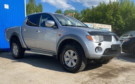 Mitsubishi L200 IV рестайлинг, 2008 год, 945 000 рублей, 2 фотография