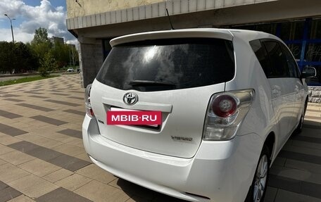 Toyota Verso I, 2012 год, 1 100 000 рублей, 27 фотография