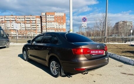 Volkswagen Jetta VI, 2011 год, 1 050 000 рублей, 6 фотография