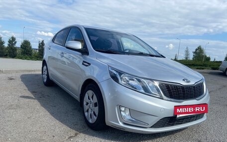 KIA Rio III рестайлинг, 2014 год, 940 000 рублей, 3 фотография