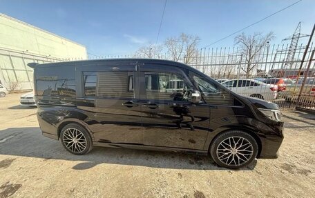 Honda Stepwgn IV, 2018 год, 3 000 000 рублей, 3 фотография