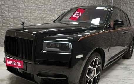 Rolls-Royce Cullinan, 2024 год, 47 000 000 рублей, 2 фотография