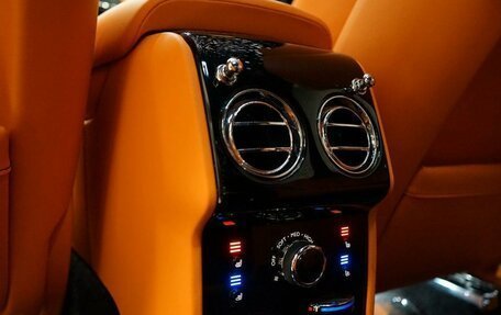 Rolls-Royce Cullinan, 2024 год, 47 000 000 рублей, 11 фотография