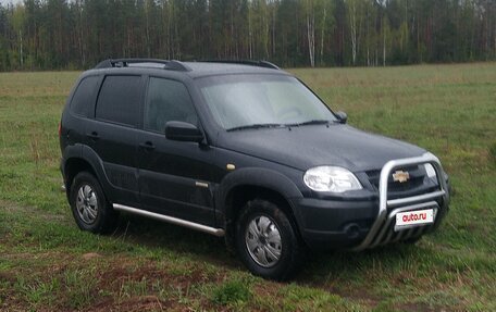Chevrolet Niva I рестайлинг, 2017 год, 695 000 рублей, 7 фотография