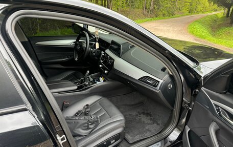 BMW 5 серия, 2019 год, 3 000 000 рублей, 10 фотография