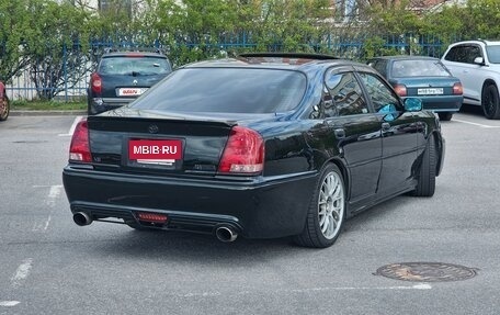 Toyota Crown Majesta, 2002 год, 1 450 000 рублей, 4 фотография