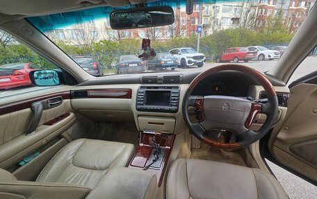 Toyota Crown Majesta, 2002 год, 1 450 000 рублей, 25 фотография