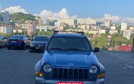 Jeep Liberty (North America) I, 2005 год, 850 000 рублей, 2 фотография