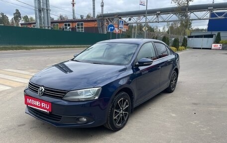 Volkswagen Jetta VI, 2012 год, 1 150 000 рублей, 2 фотография
