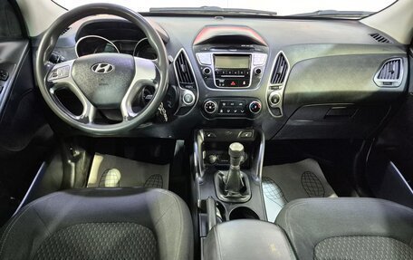 Hyundai ix35 I рестайлинг, 2012 год, 960 000 рублей, 9 фотография