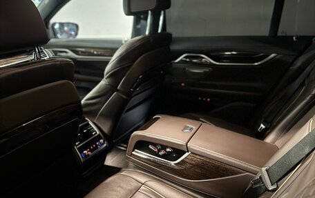 BMW 7 серия, 2022 год, 8 100 000 рублей, 3 фотография