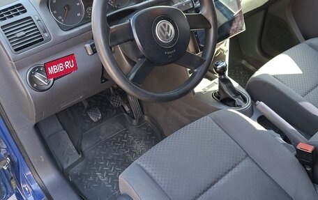 Volkswagen Touran III, 2004 год, 650 000 рублей, 14 фотография