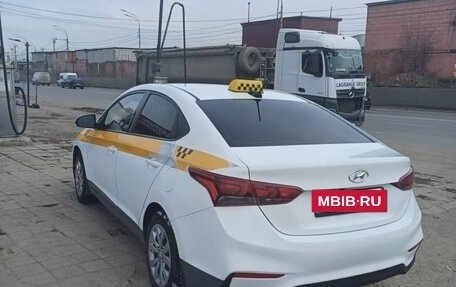 Hyundai Solaris II рестайлинг, 2019 год, 1 100 000 рублей, 9 фотография