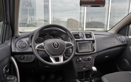 Renault Sandero II рестайлинг, 2021 год, 1 310 000 рублей, 6 фотография