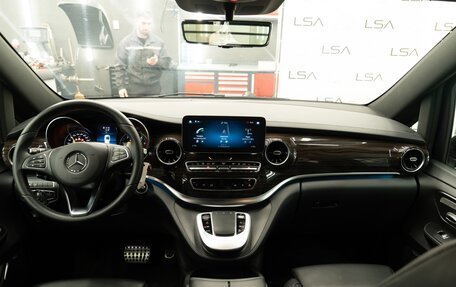 Mercedes-Benz V-Класс, 2023 год, 9 900 000 рублей, 28 фотография