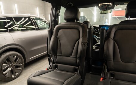 Mercedes-Benz V-Класс, 2023 год, 9 900 000 рублей, 25 фотография