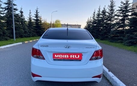 Hyundai Solaris II рестайлинг, 2015 год, 849 000 рублей, 7 фотография