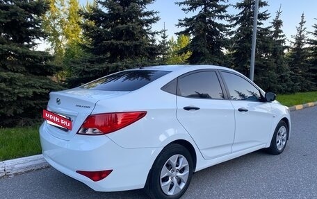 Hyundai Solaris II рестайлинг, 2015 год, 849 000 рублей, 5 фотография