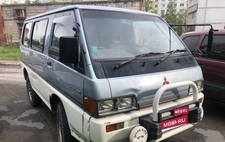Mitsubishi Delica III, 1990 год, 650 000 рублей, 1 фотография