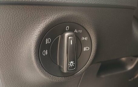 Skoda Karoq I, 2020 год, 2 099 000 рублей, 32 фотография