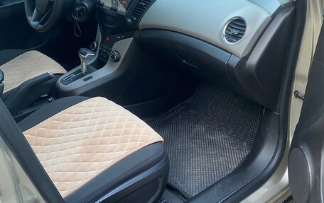 Chevrolet Cruze II, 2011 год, 780 000 рублей, 7 фотография