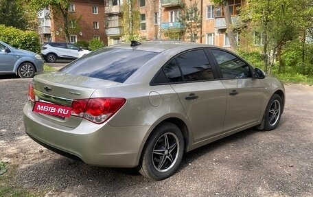 Chevrolet Cruze II, 2011 год, 780 000 рублей, 2 фотография