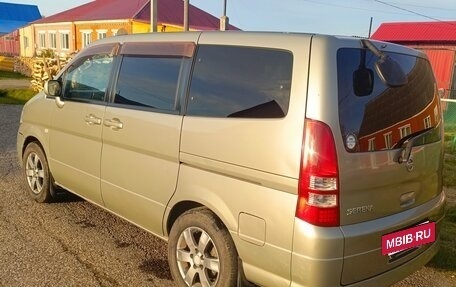 Nissan Serena II, 2002 год, 685 000 рублей, 8 фотография