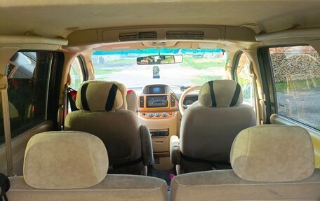 Nissan Serena II, 2002 год, 685 000 рублей, 7 фотография