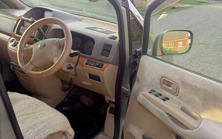 Nissan Serena II, 2002 год, 685 000 рублей, 12 фотография