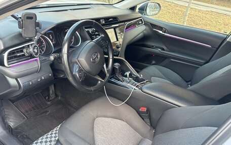 Toyota Camry, 2020 год, 1 800 000 рублей, 16 фотография