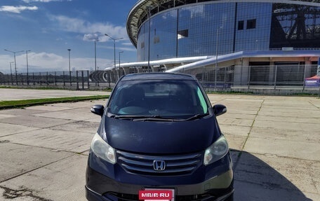 Honda Freed I, 2010 год, 1 000 000 рублей, 2 фотография