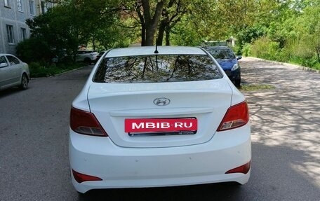 Hyundai Solaris II рестайлинг, 2014 год, 730 000 рублей, 6 фотография