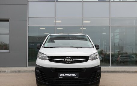 Opel Vivaro, 2021 год, 2 700 000 рублей, 3 фотография