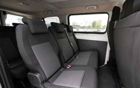 Opel Vivaro, 2021 год, 2 700 000 рублей, 8 фотография