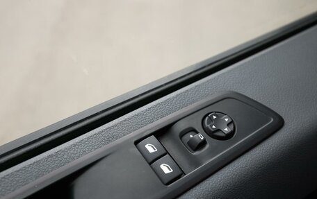 Opel Vivaro, 2021 год, 2 700 000 рублей, 16 фотография