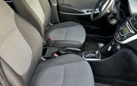 Hyundai Solaris II рестайлинг, 2013 год, 785 000 рублей, 13 фотография