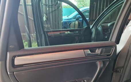 Volkswagen Touareg III, 2014 год, 2 400 000 рублей, 9 фотография