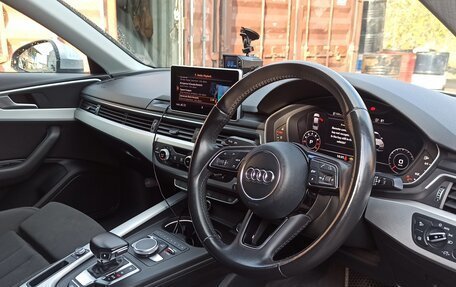 Audi A4, 2017 год, 1 950 000 рублей, 13 фотография