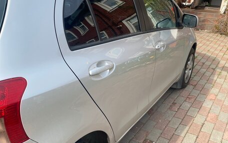 Toyota Yaris III рестайлинг, 2008 год, 600 000 рублей, 8 фотография