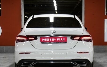 Mercedes-Benz E-Класс, 2022 год, 5 700 000 рублей, 6 фотография