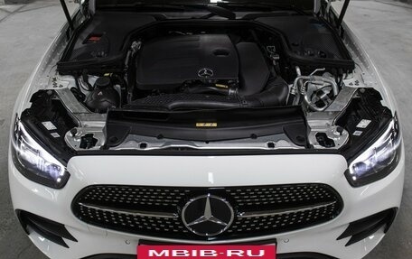 Mercedes-Benz E-Класс, 2022 год, 5 700 000 рублей, 9 фотография